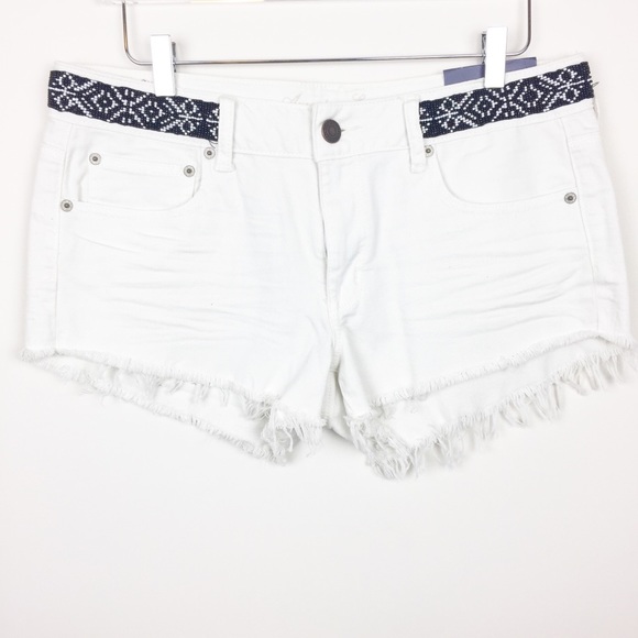 american eagle white jean shorts